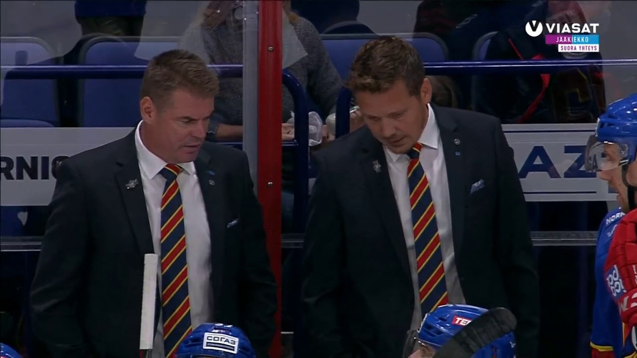 Jokerit KHL Tuomari toimintaa