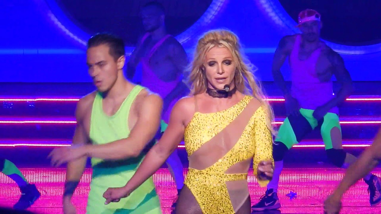 Britney Spears - Do You Wanna Come Over? - Live from Piece of Me