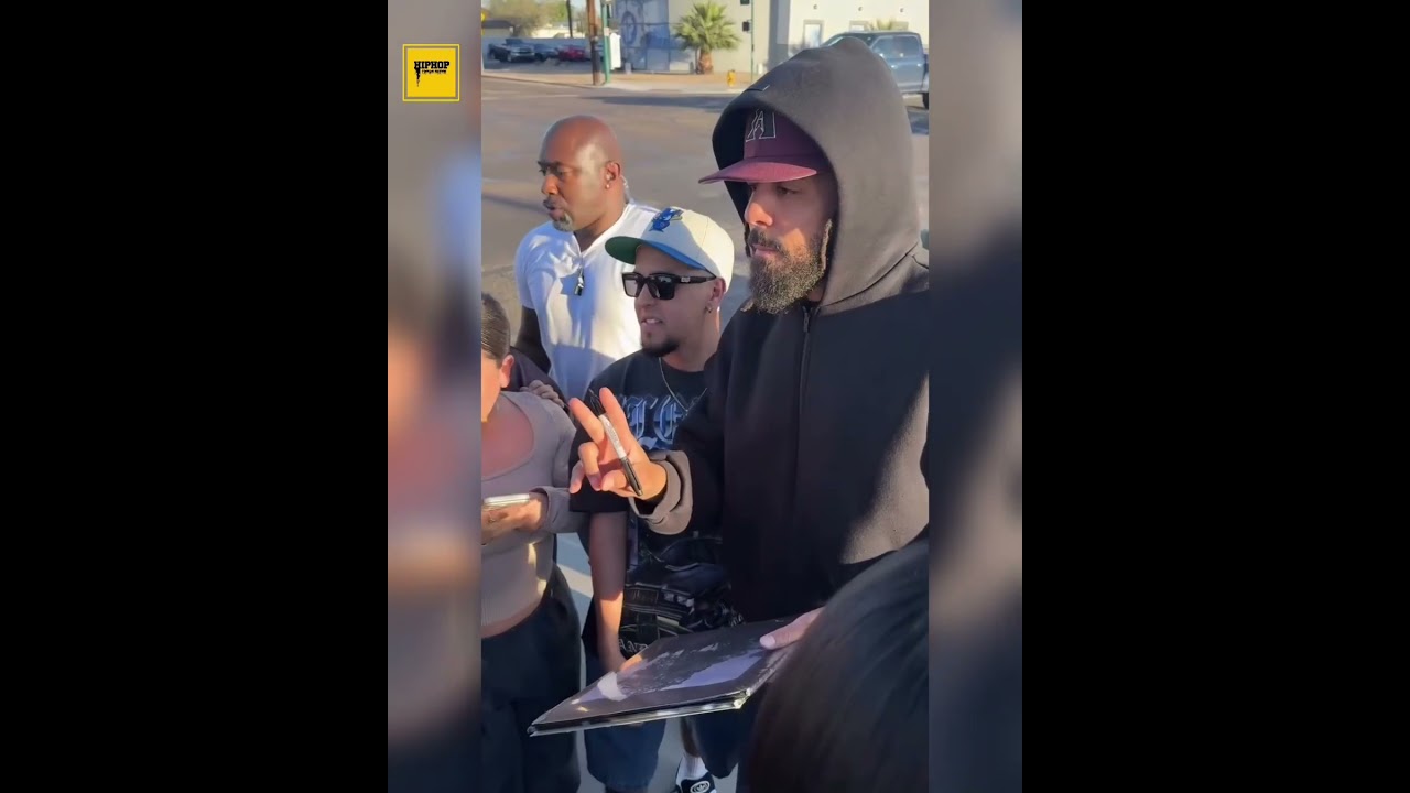 J. Cole pulled up to pick up his Honda at Auto Shop in Phoenix & was met by a crowd of fans 🎥