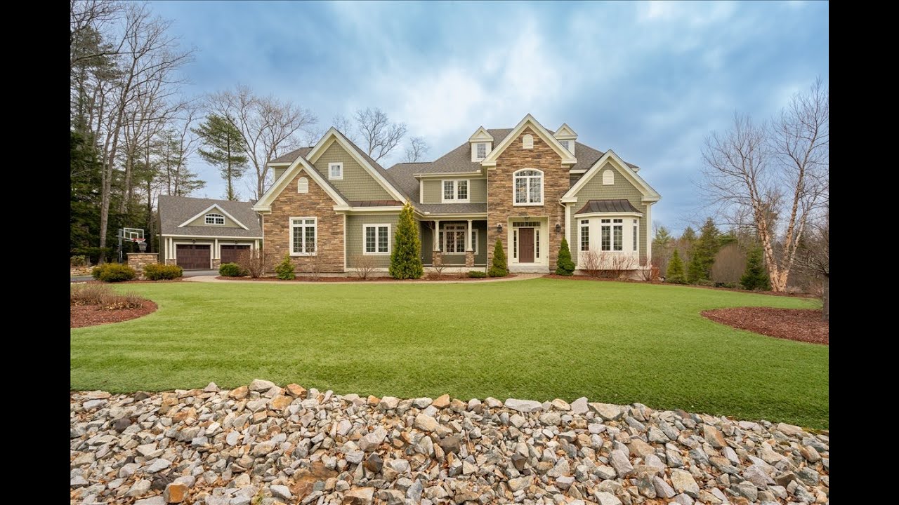 12 Atherstone Lane, Bedford NH