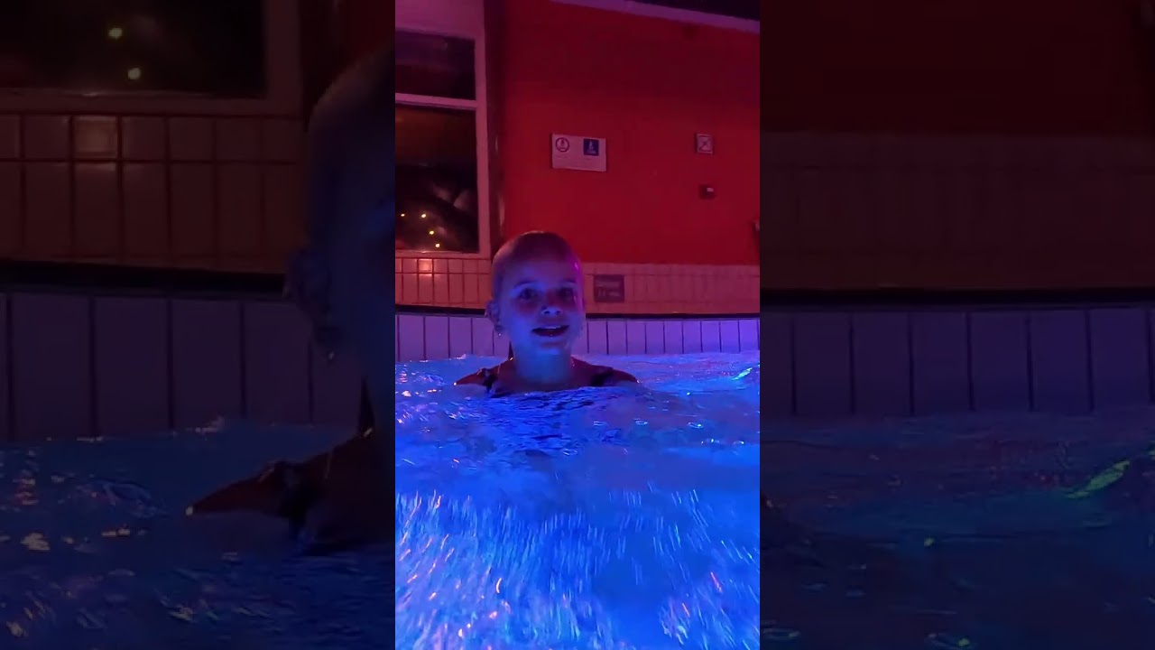 🌳✨ Entdecken Sie den Ferienpark Landal Aelderholt mit Schwimmbad, Indoor-Spielplatz und SkyFlyer