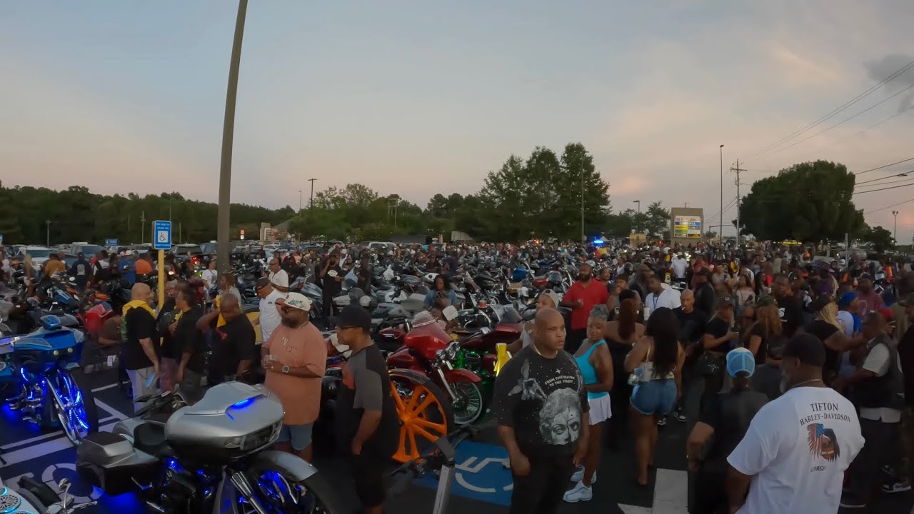 ATLANTA HAS THE LARGEST BIKE NITE IN THE WORLD!!! KINGZ OF THE SOUTH MC ROYAL BASH