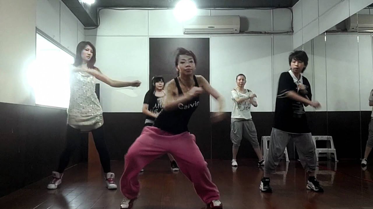 Vivien 小猴 GiRL StyLe in Hurricanes Dance Academy