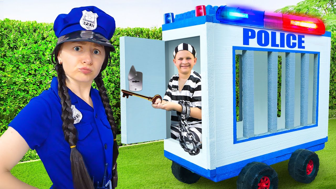 Juegos de Policías y otras Emocionantes Aventuras con la Familia de Diana y Roma