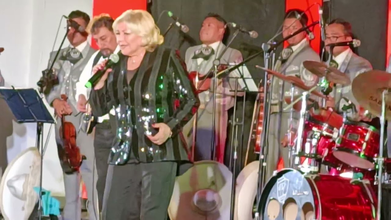 ESTELA NUÑEZ EN VIVO 2024.  POR AMORES COMO TÚ