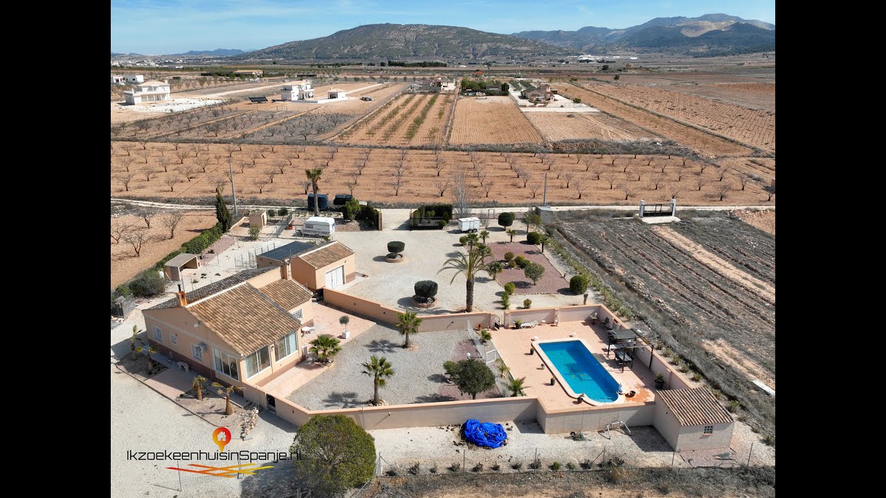 Drone video casa Palmera Pinoso
