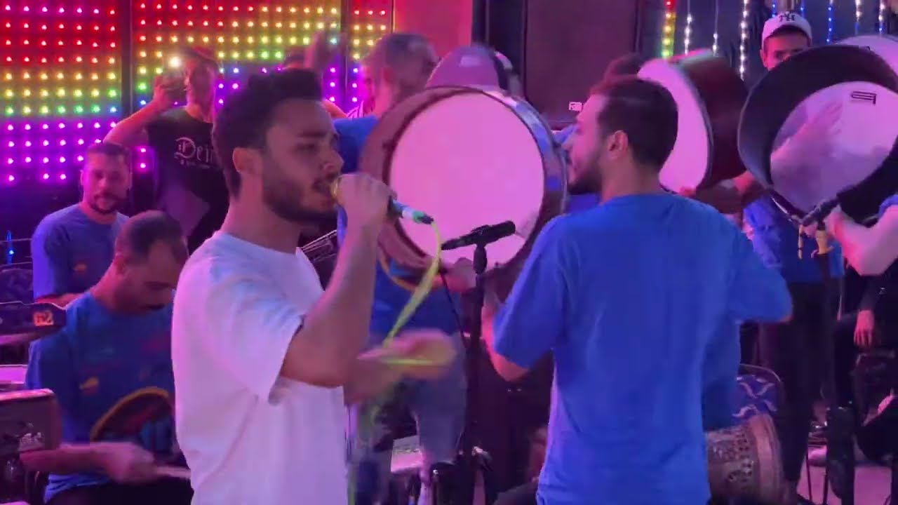 محمد الخواجه مكسر الفرح وكله مشغل الفلاش مع الموسيقار حسام حسن افراح المحله الكبري