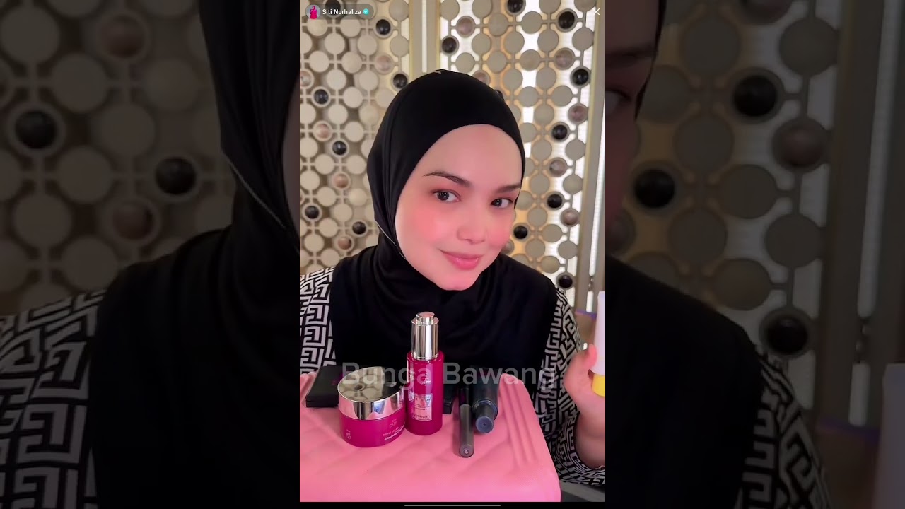 Siti Nurhaliza Lite Makeup Sebelum Pergi Berlatih Untuk Konsert Hausboom