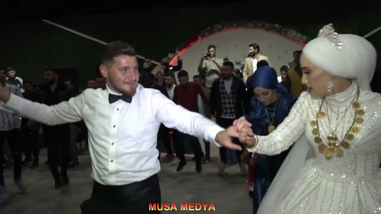 ÖZSULAR AİLESİNİN DÜĞÜNÜ  TAM TAMINA 18 DAKİKA / STRANE BAZİDE - MUSA MEDYA