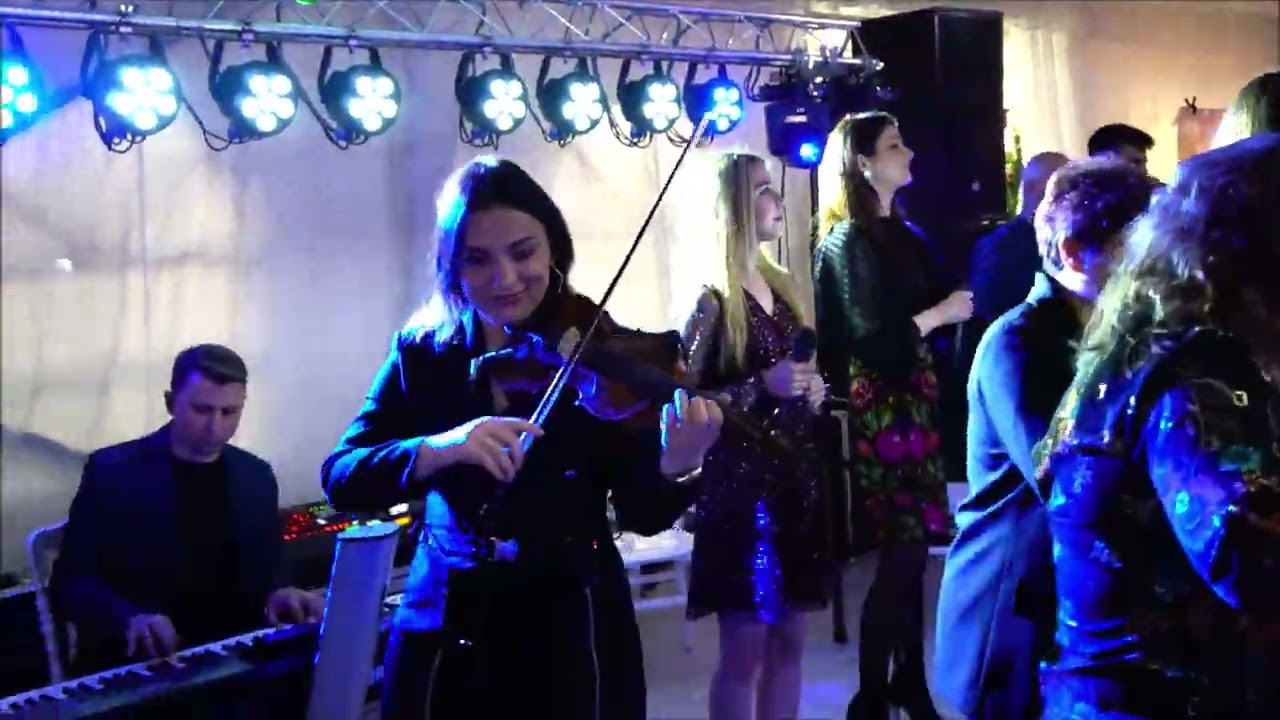 MajorBand Iași - Colaj hore! (La mulți ani zile senine, Nașule, n-asculta ce zice finu')