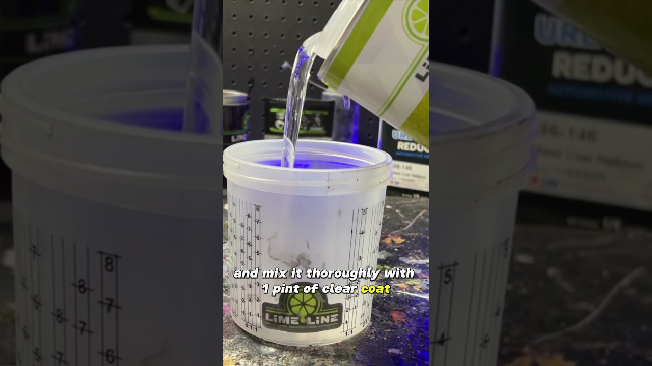 Как распылять краску Metal Flake Paint.