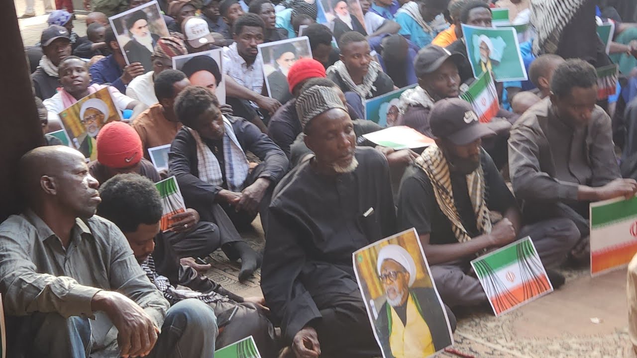 Mabiya Shi'a sunyi zanga zanga a Kano kan kashe khameni.