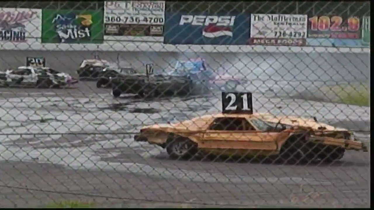 demolition derby 6 13 04 wadd main south south speedway