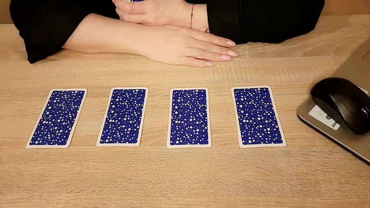 ТАРО. ЕСТЬ ЛИ У МЕНЯ ВРАГИ, КТО ОНИ?