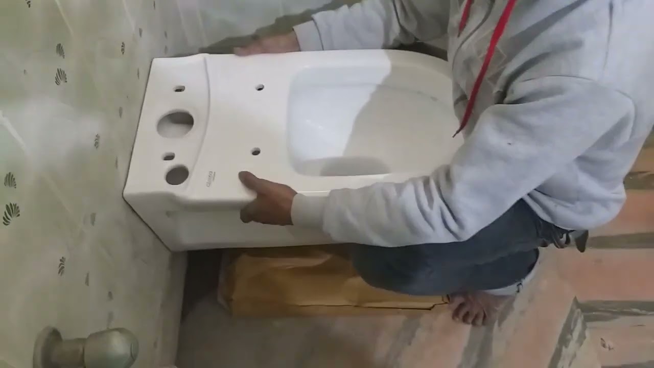 Wall hanging Closet commode fitting to replace ordinary commode  साधारण कमेंट हटा के वॉलहैंगिंग कमोड