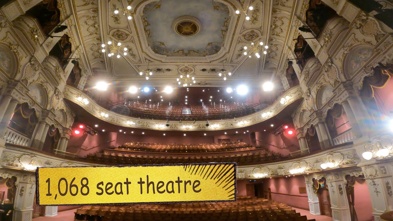 Lyceum Theatre, Sheffield - Private Lives UK Tour 2021-22