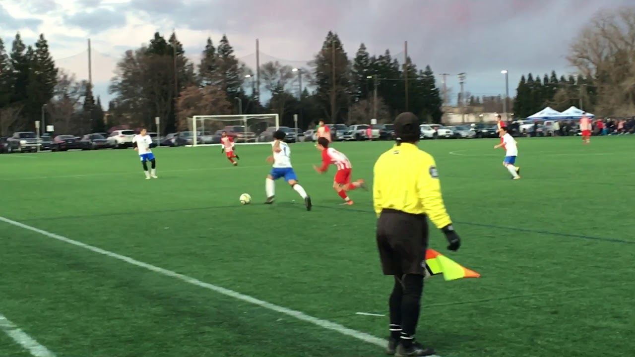 Wet turf slip: win the ball back!