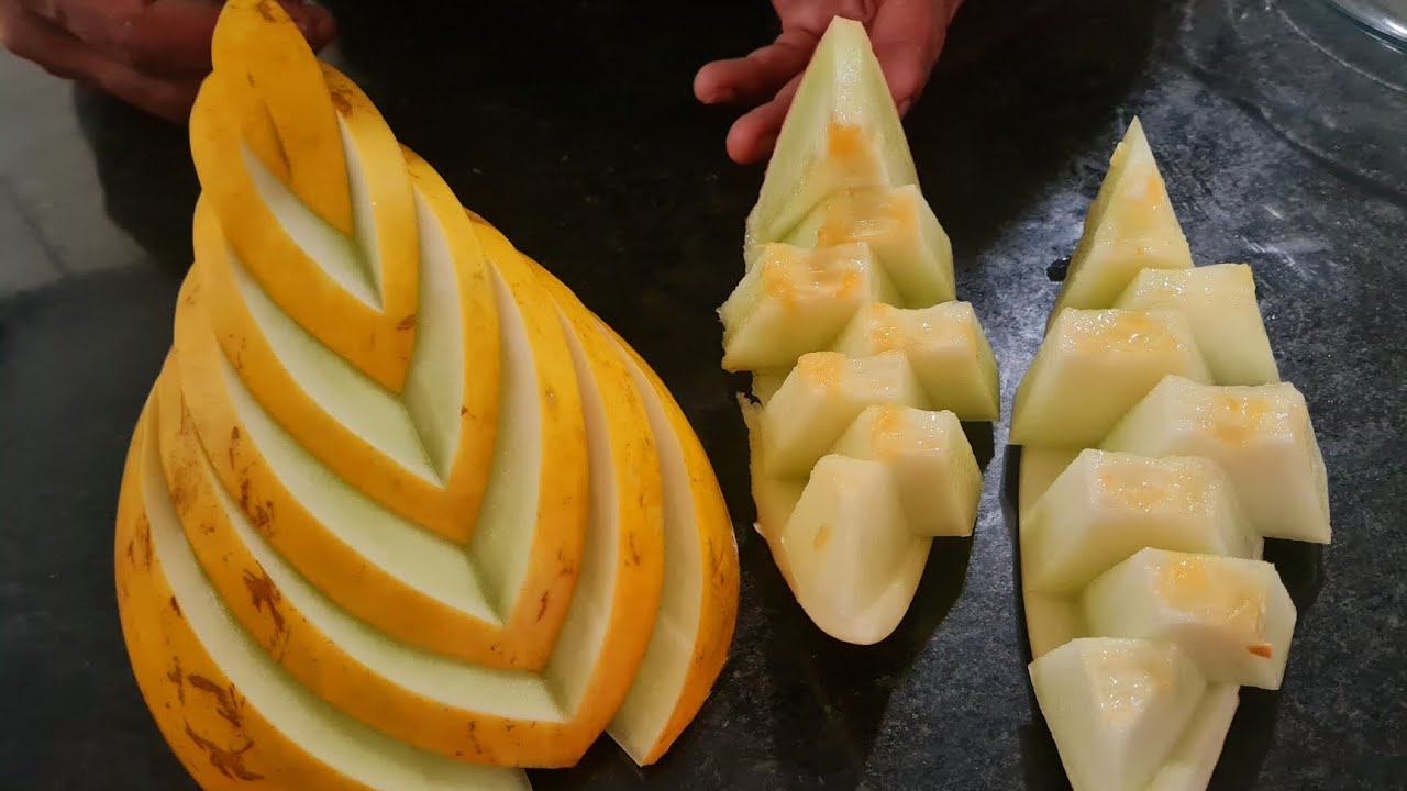 Aprenda a Cortar e servir  Melão Como um Profissional para Decorar sua Mesa de Fruta e Fazer bonito
