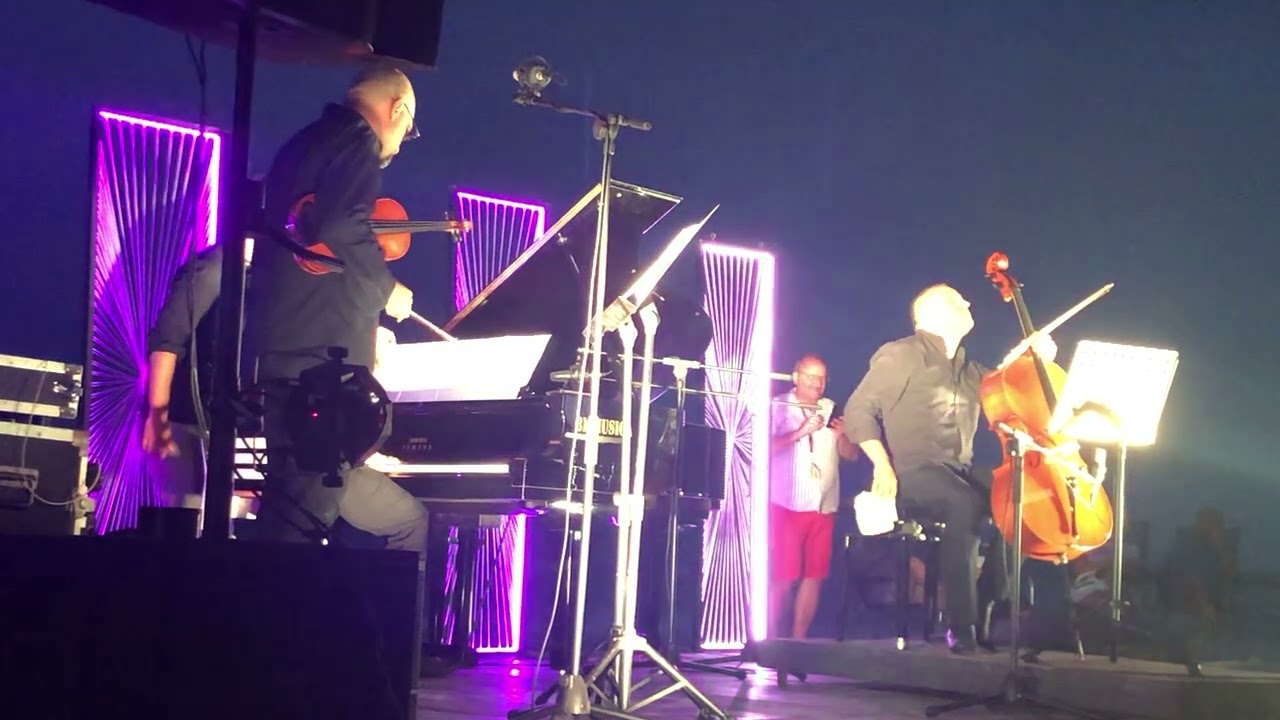 TTR PIANo Trio suona Ezio Bosso