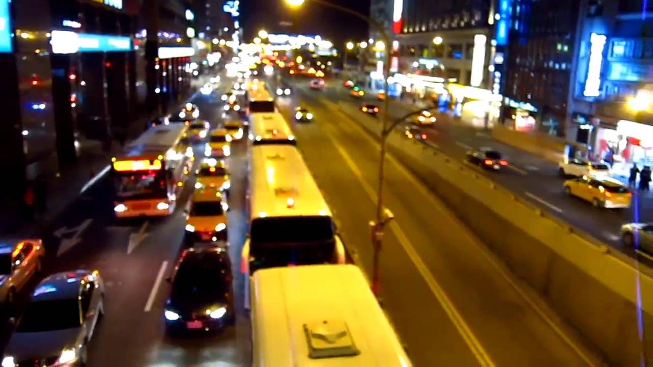 台北市警備車緊急出動 RARE: Taipei Police Buses Responding