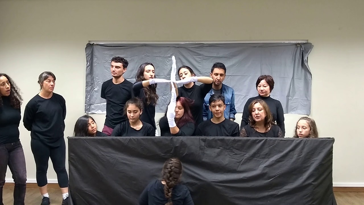 Teatro de mãos IAP Prado Velho - Nada Além do Sangue