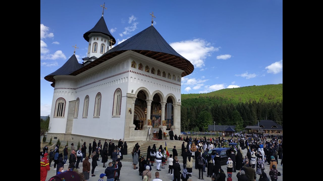 Înmormântarea Înaltpreasfinţitului Părinte Pimen, la Mănăstirea Sihăstria Putnei