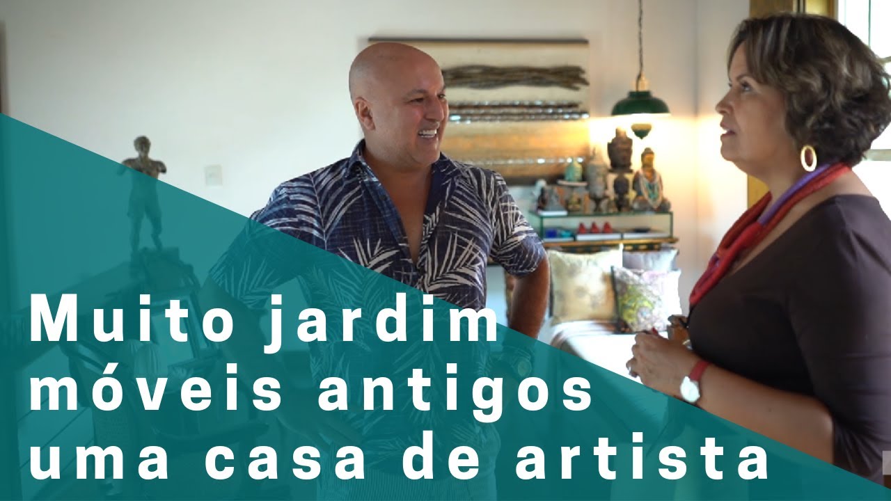 Casa no campo com móveis antigos e muita arte de Maurício Couto