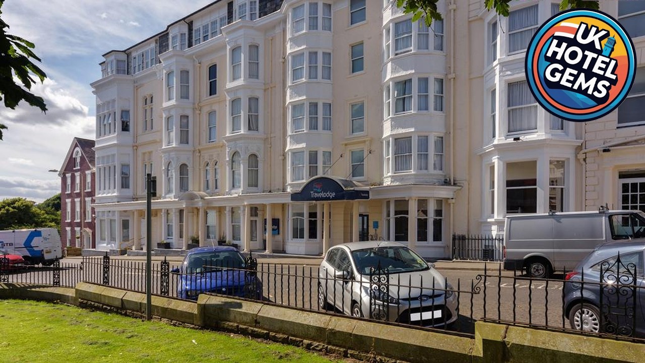 Travelodge Scarborough St Nicholas | Scarborough, United Kingdom | Hotel Review 🌟