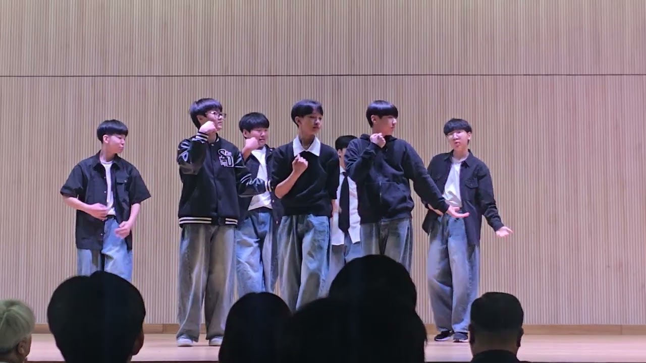 제75회 남대문중학교 입학식 축하 공연♡ '끝'은 '또다른 시작'과 같다♡ #2025에어크루럭키세븐 #남대문중학교 #에어크루 #입학식 #입학 #2025에어크루 #2026 