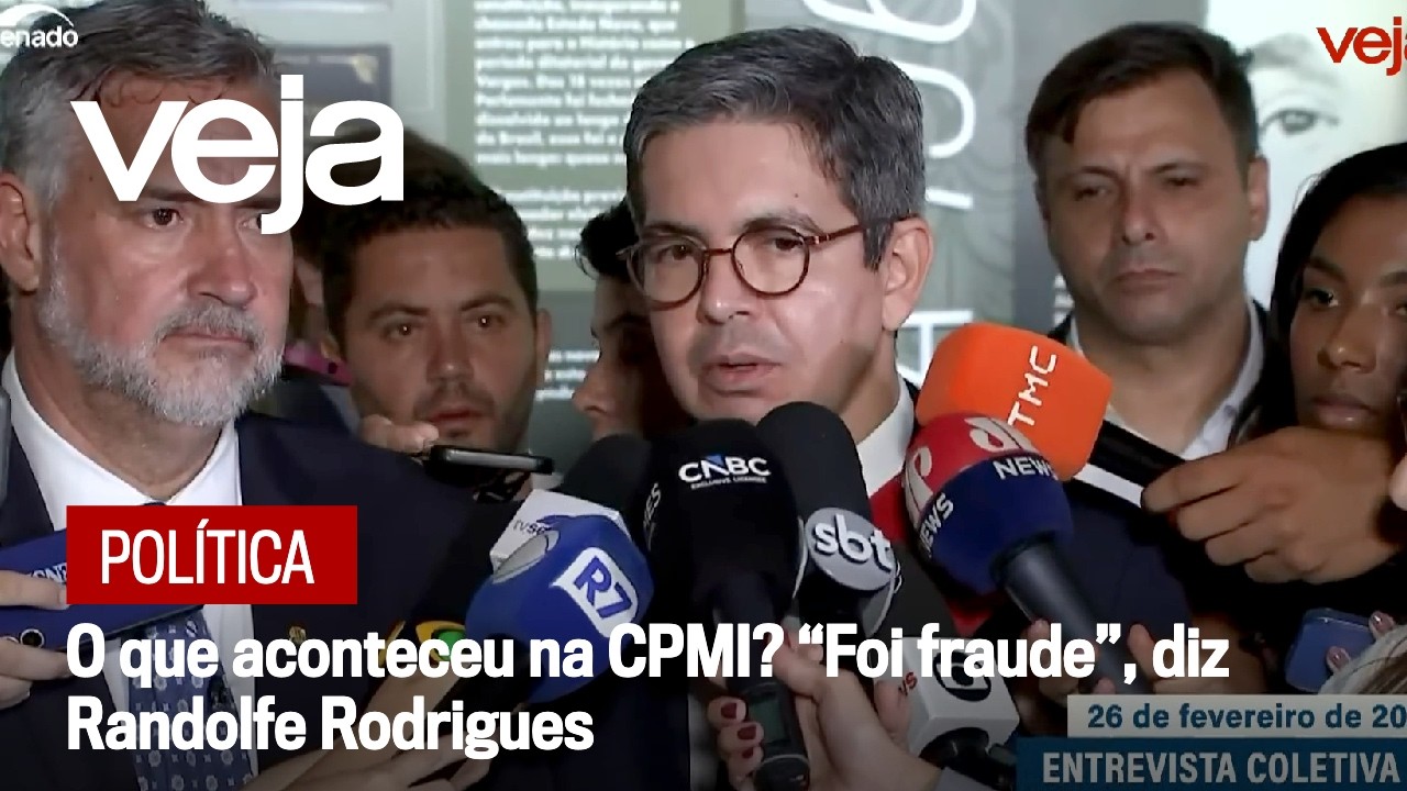 O que aconteceu na CPMI? &ldquo;Foi fraude&rdquo;, diz Randolfe Rodrigues