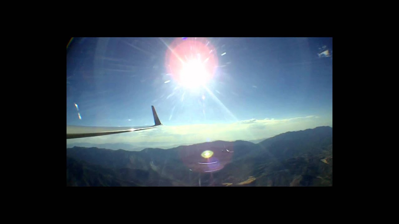 ASW-20B Glider Final Glide Test Against Duo Discus Sailplane