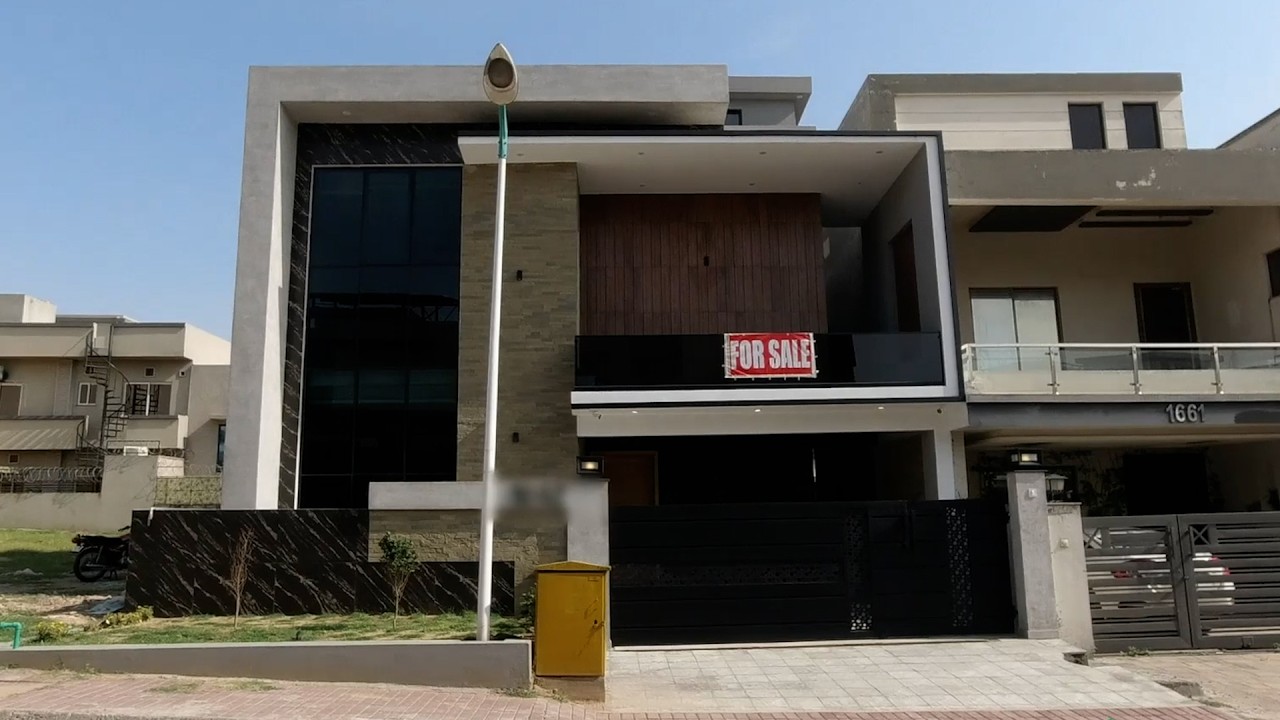 10 MARLA HOUSE FOR SALE IN OVERSEAS ENCLAVE PHASE 8 BAHRIA TOWN RAWALPINDI