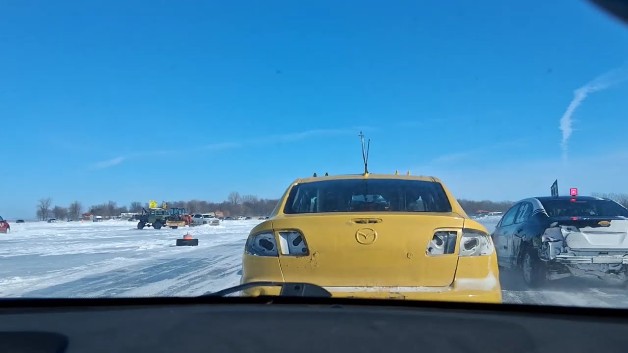 course sur glace maple grove 8 fevrier