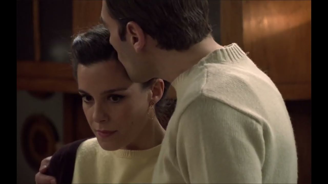 Amar C584 - Clara sigue incómoda con Juan