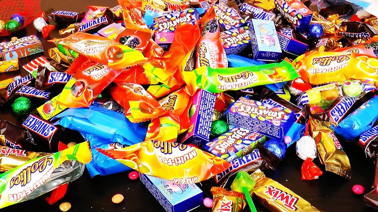 A Lot of Candy Surprise Eggs