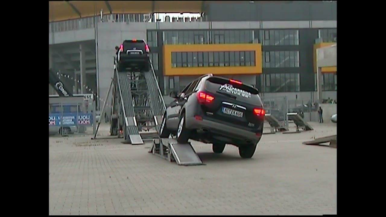 Hyundai IX 55 OffRoad Parcour auf der AachenerAutomobilAusstellung