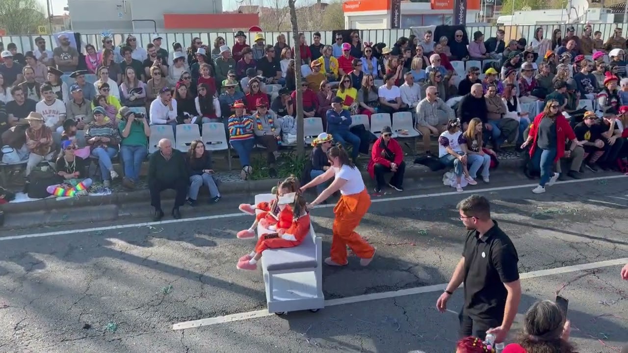 Carnaval de Ovar 2025 - Bailarinos de Válega - Tema: JOKER desfile terça-feira