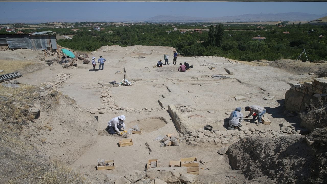 Arslantepe Höyüğü'nde kazı çalışmaları başladı