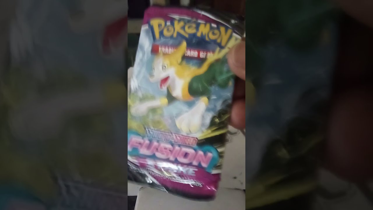 Opening Pokemon Sword and Shield FUSION Strike!!!! VLOG. 2