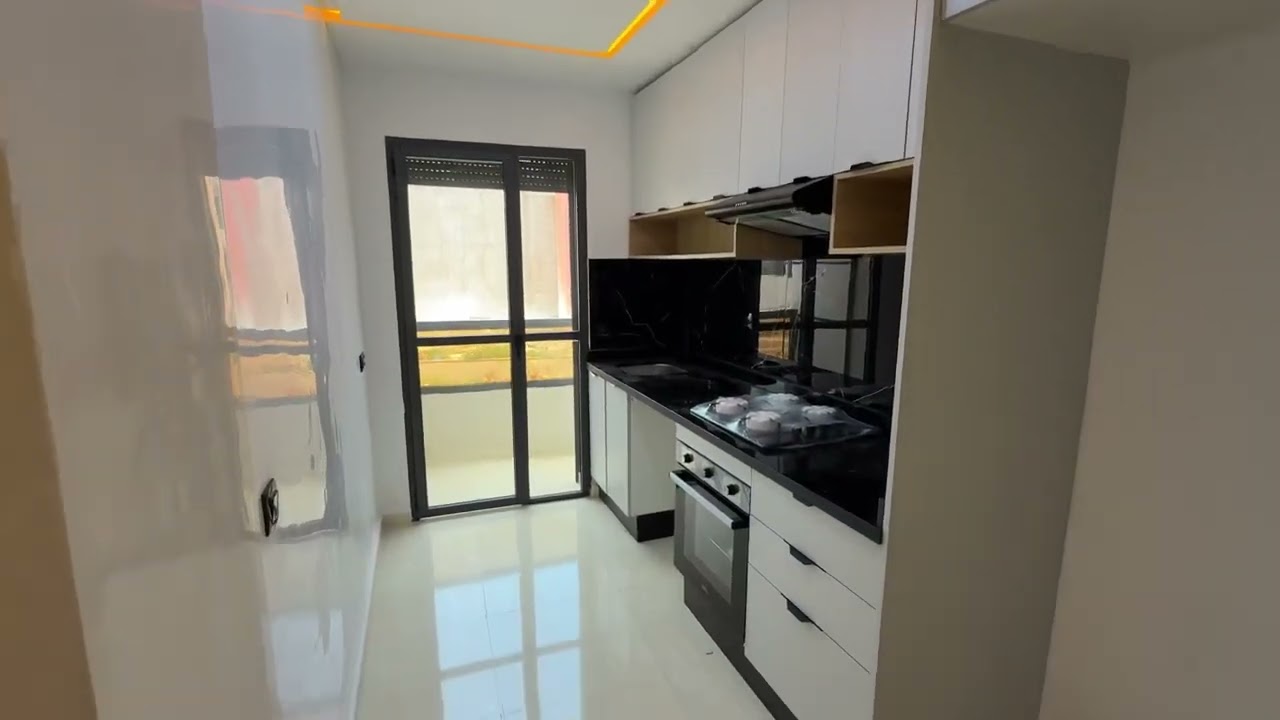 شقة 🏠مشمسة او قريبة لبحر 🏖️66 متر 6 سكان في العمارة مع شروط الدعم متوفرة 🎁التسليم في الحين0625344604