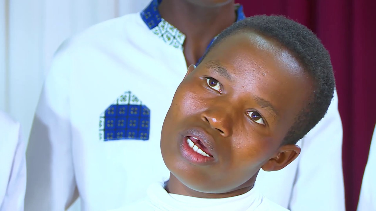 KIANGO CENTRAL SDA YOUTH CHOIR [ sifa song ]