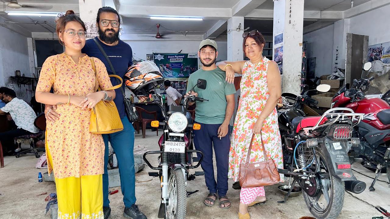 TAKING DELIVERY OFMY NEW BIKE || TVS XL 100 HEAVY DUTY || @tvsmotorcompany || @DipMun1212
