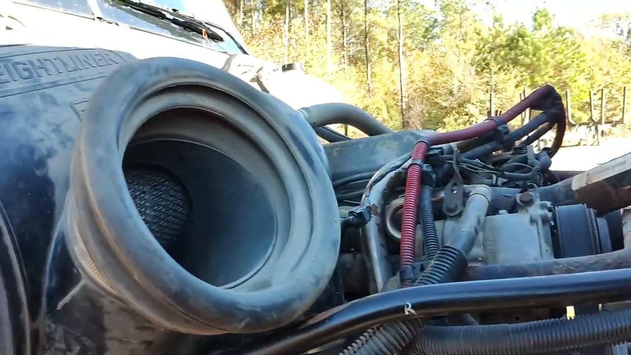 2007 Freightliner Detroit 14L 60 series Head Gasket replace after 5 years!! DIDN'T CUT COUNTERBORES!