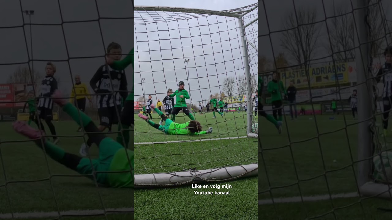 This Save Deserves Applause 👏🧤 #goalkeeper #save #football