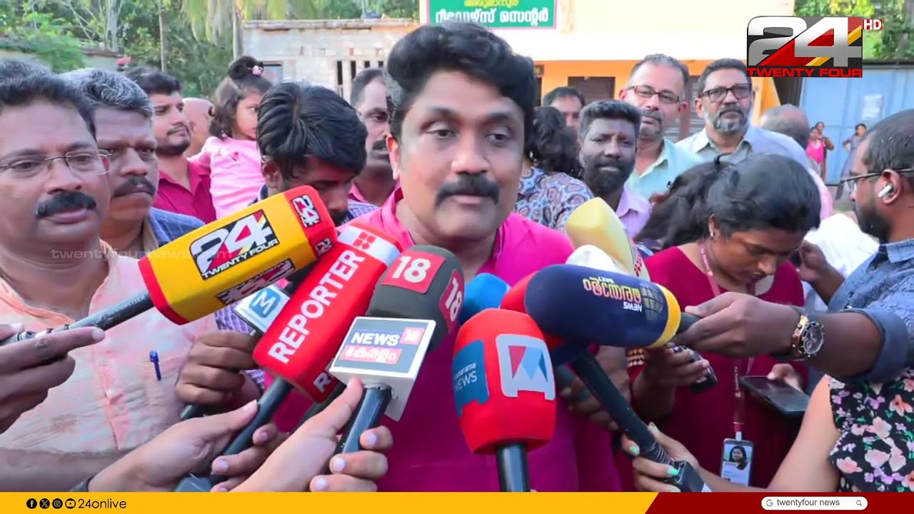'വിവാഹം സ്വർഗത്തിലെന്നല്ലേ പറയുന്നത്.. ആ സ്വർഗമാണ് കേരളം' | Monalisa Bhosle | AA Rahim