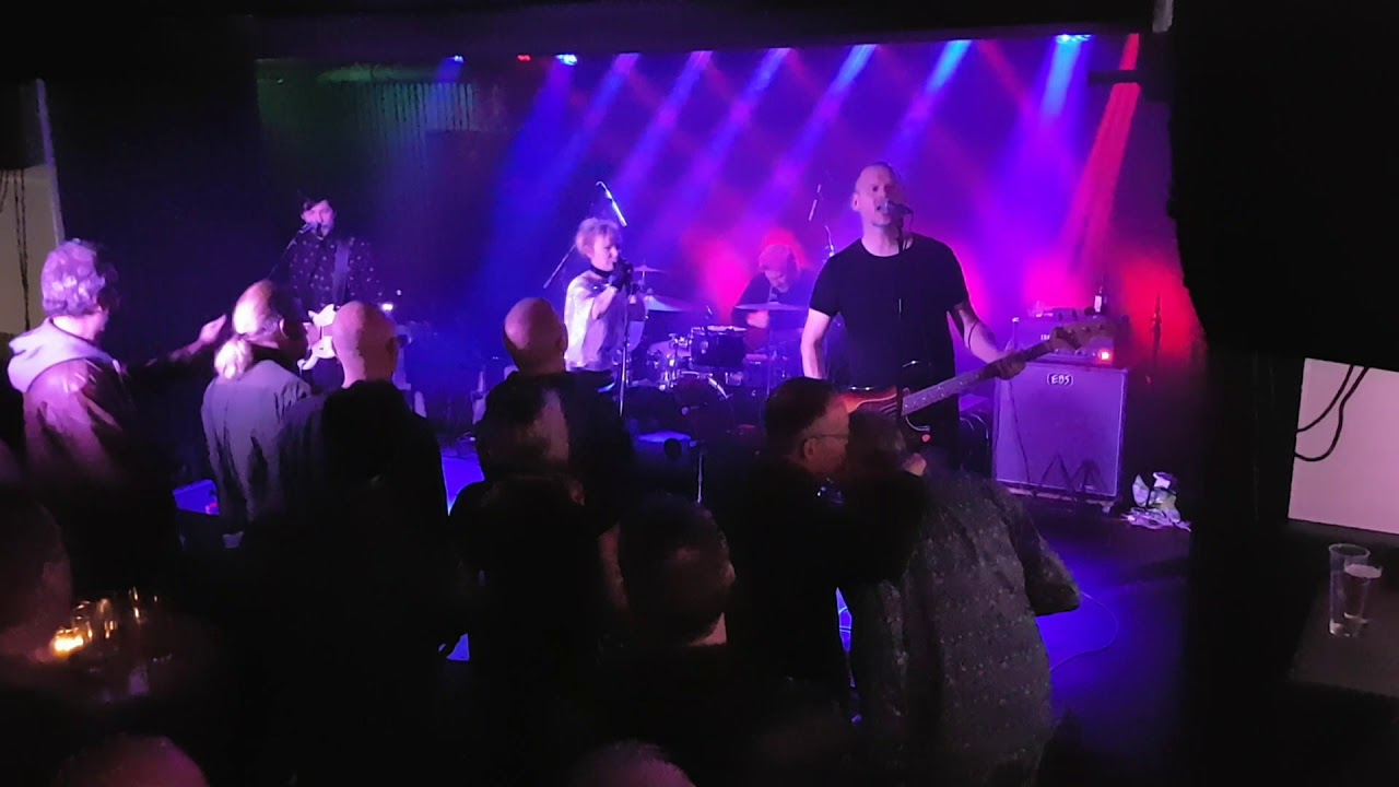 The Primitives - Way Behind Me - Nalen, Stockholm 2018-10-06