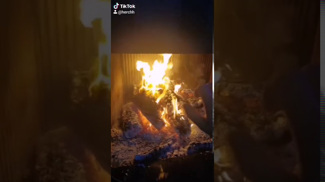 Magic Trick Fireplace &Tau;&iota;&kappa; &Tau;&omicron;&kappa;