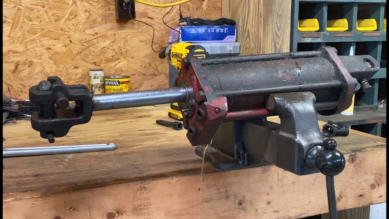 Rebuilding The Backup Hydraulic Cylinder
