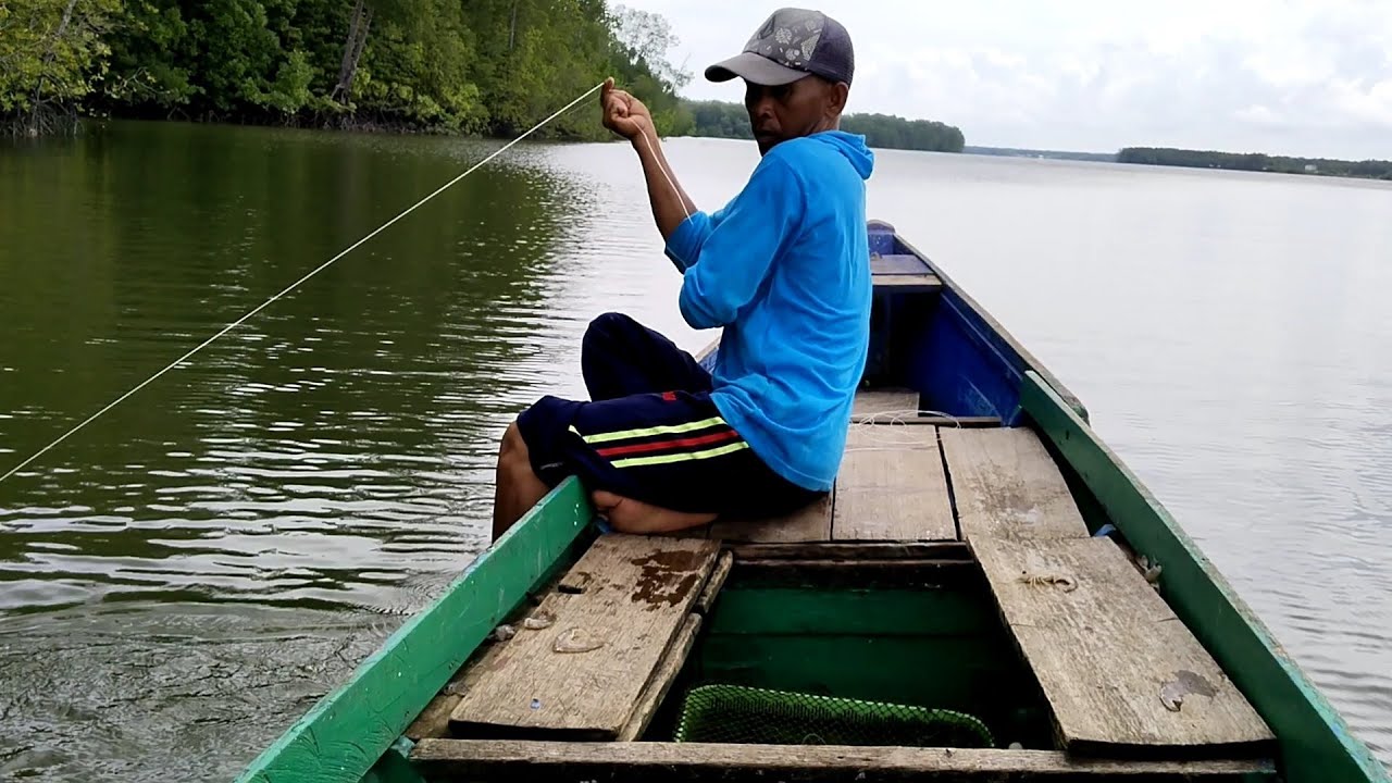BEGINILAH KALAU REZEKI LAGI MUJUR LEMPARAN PANCING SELALU DIPERMUDAH UNTUK MENDAPATKAN STRIKE...!!