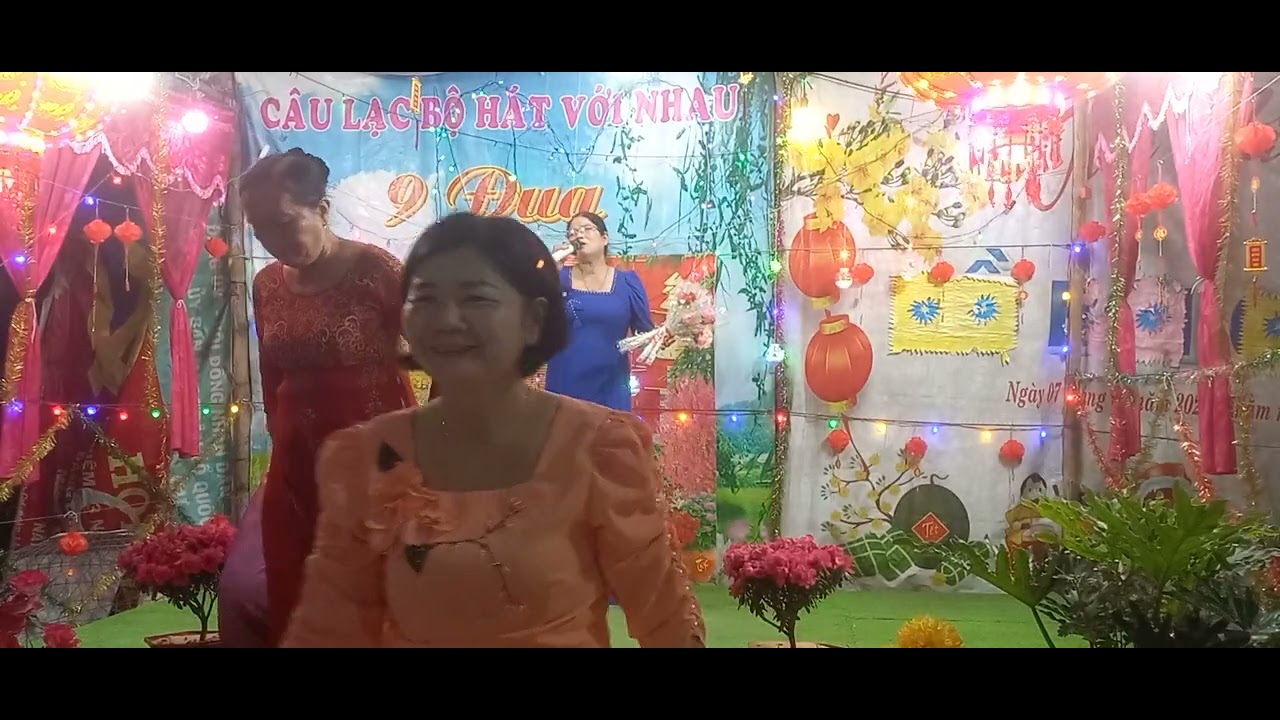 Ơn  cha  nghĩa  mẹ ( chị thảo)